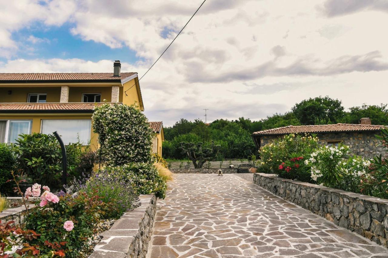 *****Pool House With Beautiful Seaview,Big Garden And Old Tavern***** Rijeka Zewnętrze zdjęcie
