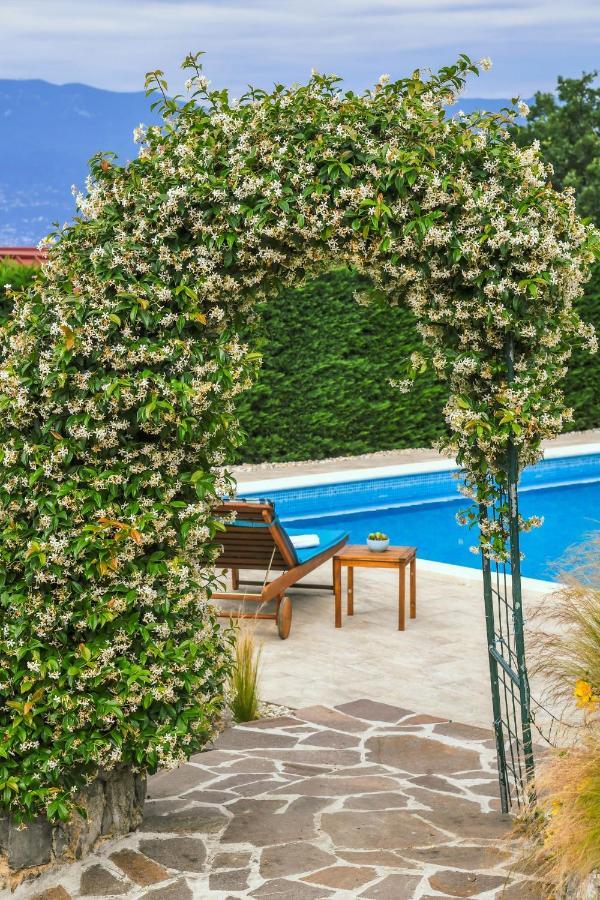 *****Pool House With Beautiful Seaview,Big Garden And Old Tavern***** Rijeka Zewnętrze zdjęcie