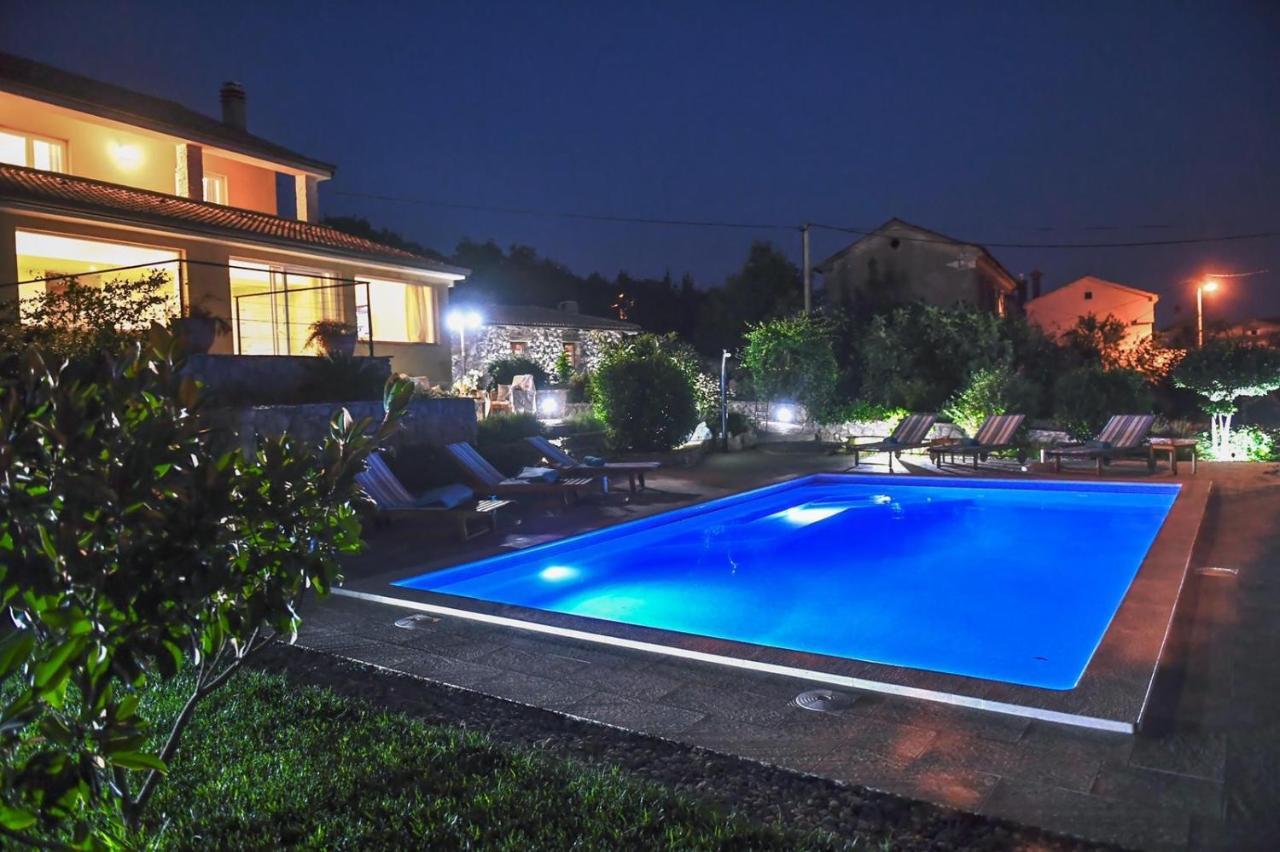 *****Pool House With Beautiful Seaview,Big Garden And Old Tavern***** Rijeka Zewnętrze zdjęcie